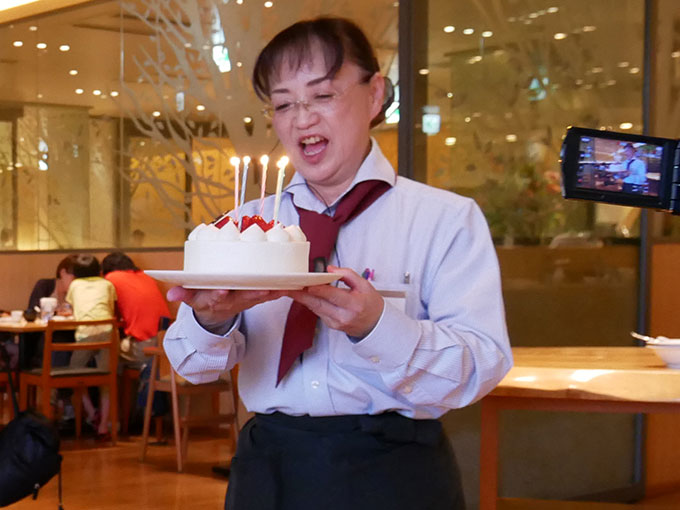 バースデーケーキのサプライズ!!