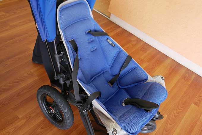 ベビーカーをレンタル