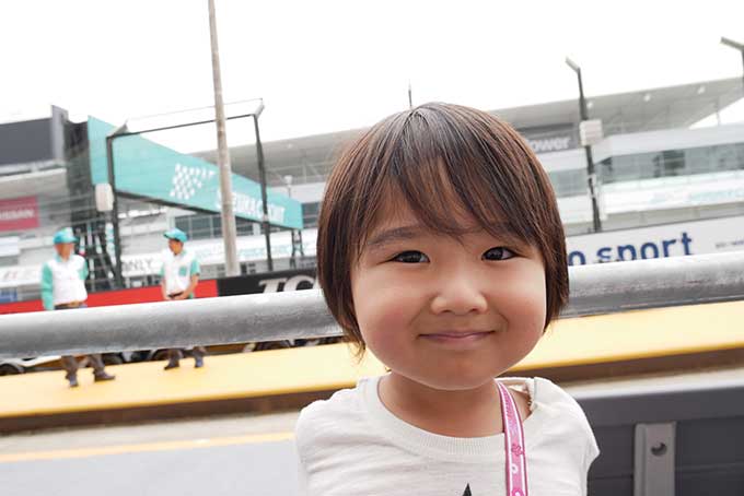 しばらく待ってから…