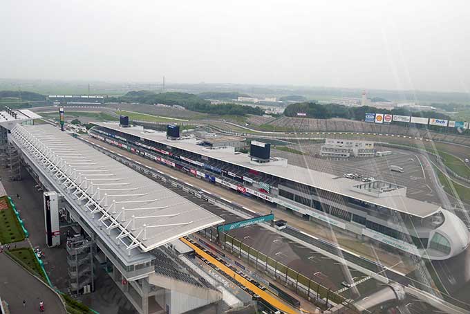 鈴鹿サーキットの眺めは最高!!