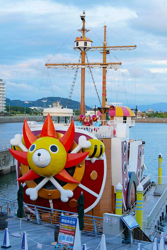 ラグーナテンボスのサウザンド・サニー号