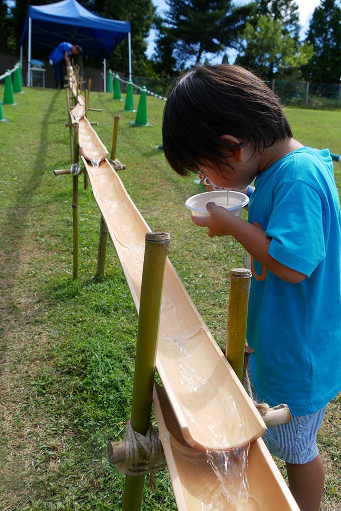 ズズズっと素麺を食べます!!