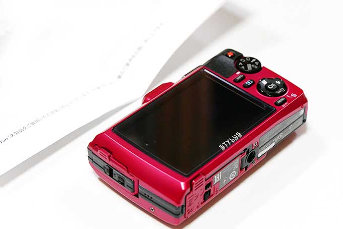 新品の「TG-4 Tough」が到着