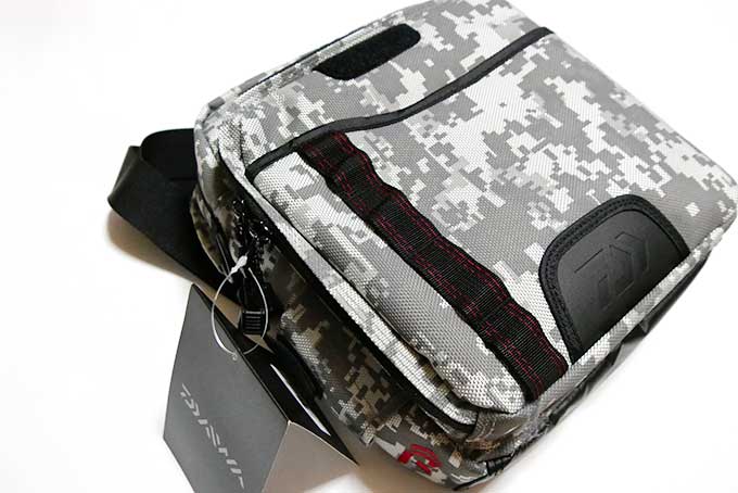 ダイワ(Daiwa)HGショルダーバッグLT(A)の側面