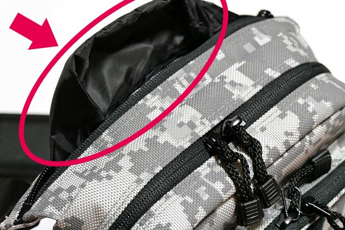 簡易レインカバー内蔵(完全防水ではありません)