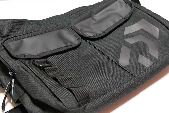 前面のポケット収納