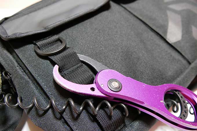 フィッシュグリップをセット