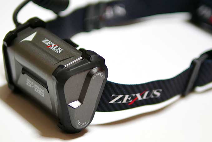 電池をいれる場所