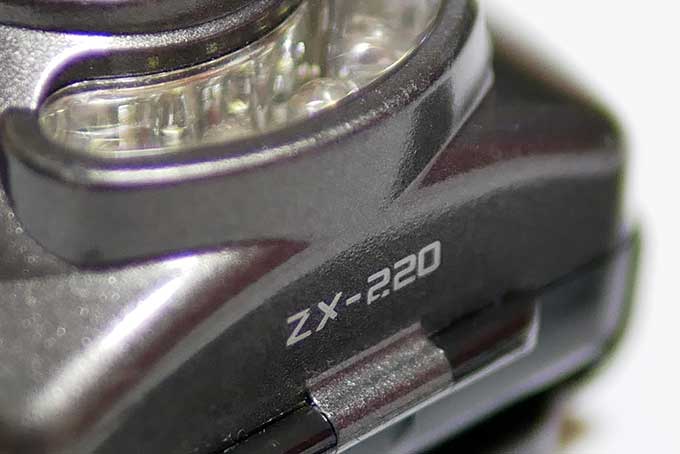 今まで使っていた旧モデルZX-220