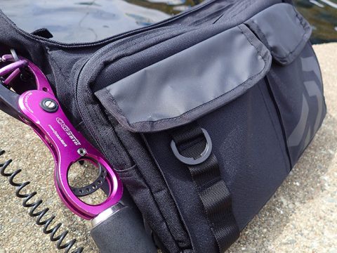【DAIWA】ルアー釣りにダイワのショルダーバッグ(C)を購入!!