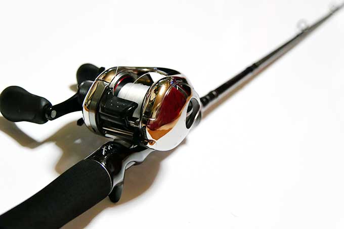 ベイトリールの向き