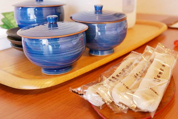 お茶とお茶菓子