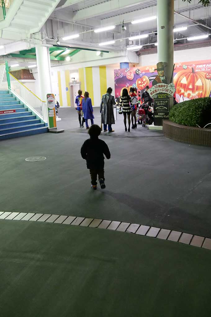 撮影スポットにスパイダーマンを発見!!