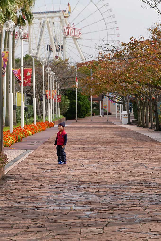 宿泊者用の入場ゲートへ