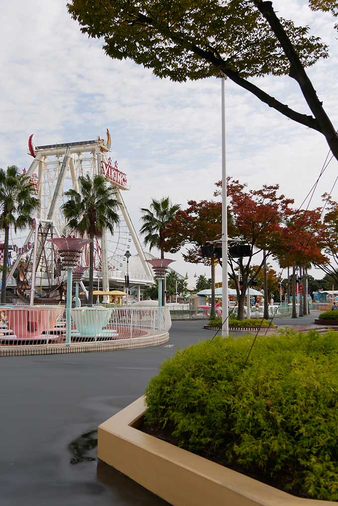 昨日よりは空いています