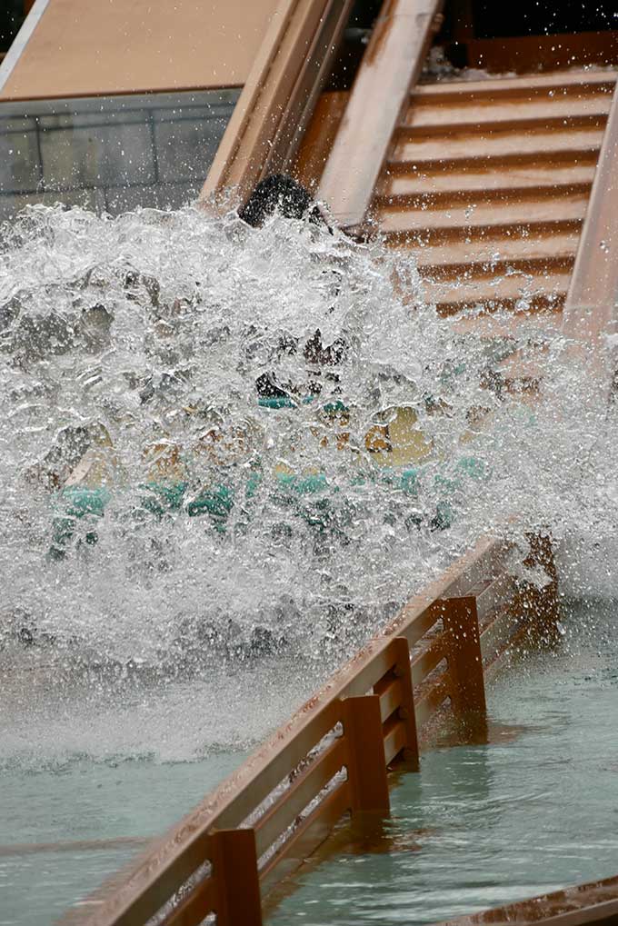 バッシャーン!!