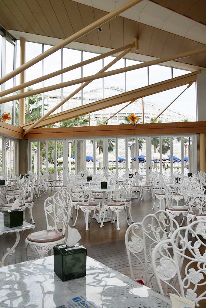 カフェテリア・ピクニックの店内