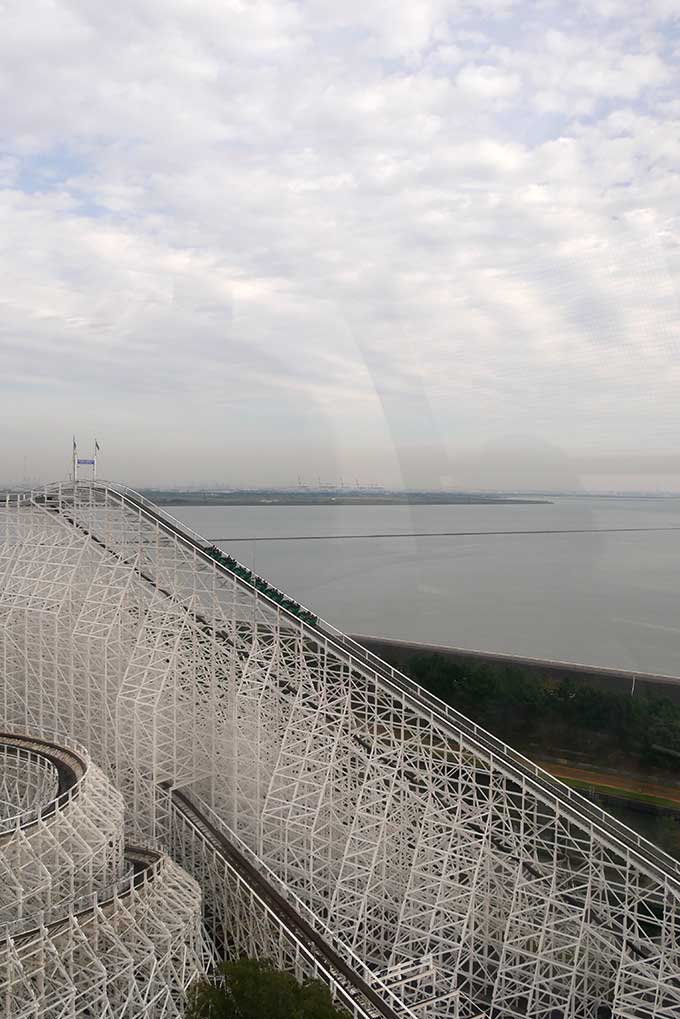 ホワイトサイクロン出発