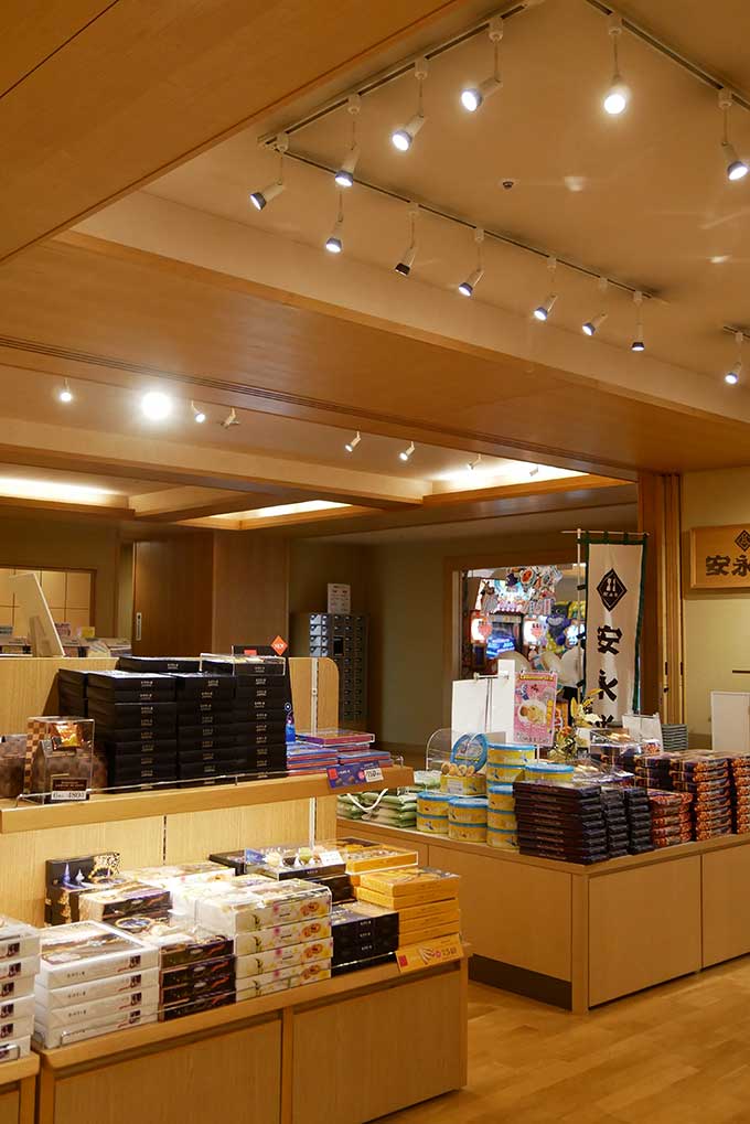 ホテルナガシマ3階(湯あみの島)お土産売り場