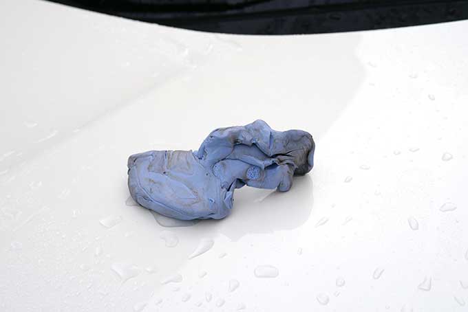 コーティング前の下地を整える