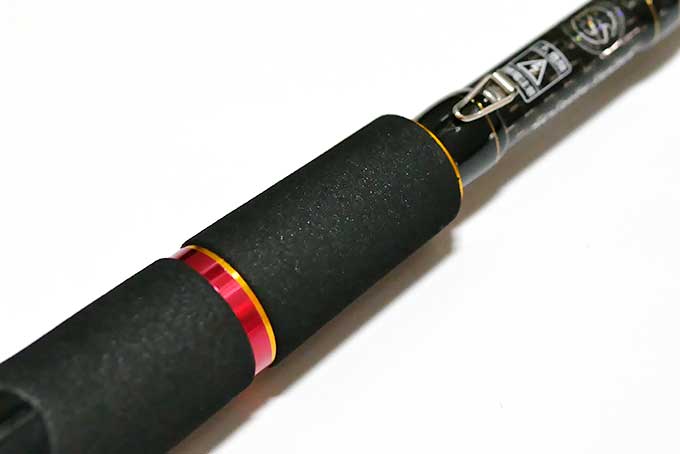 ルアーホルダーと指置き