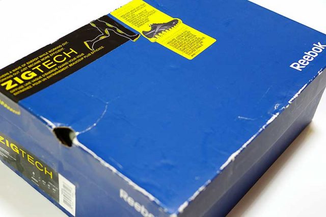 数年前に買ったジョギングシューズの箱