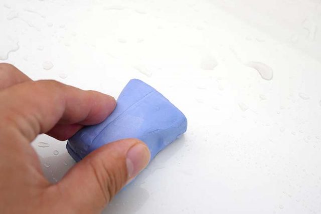 クレイクリーナーでツルツルにします