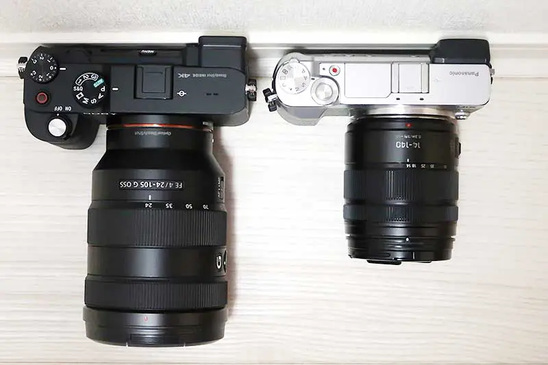 α7cii、FE 24-105mm F4、ストロボ他 コンパクトミラーレス】SONY α7Cを買った理由とサイズ比較