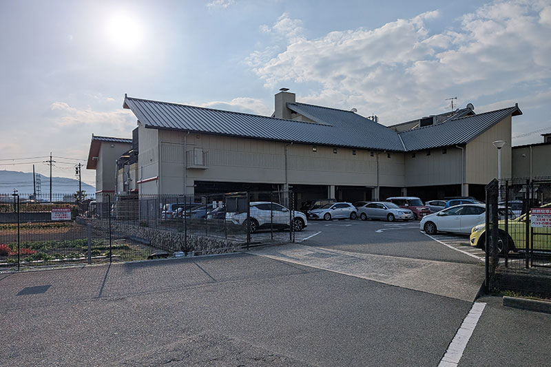 宝乃湯の駐車場