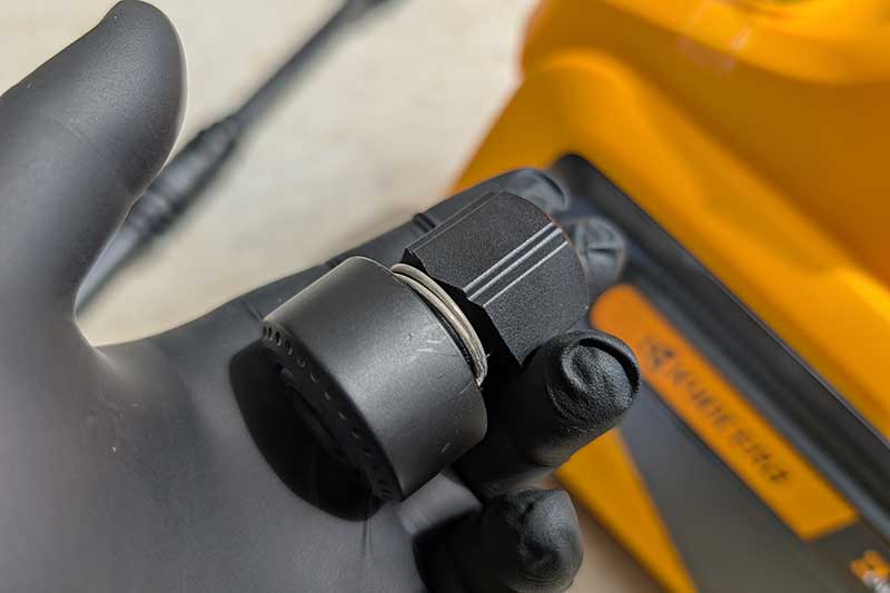 黒いアタッチメント