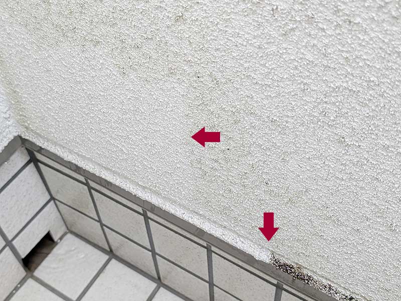 ベランダ壁の作業前と作業後の比較