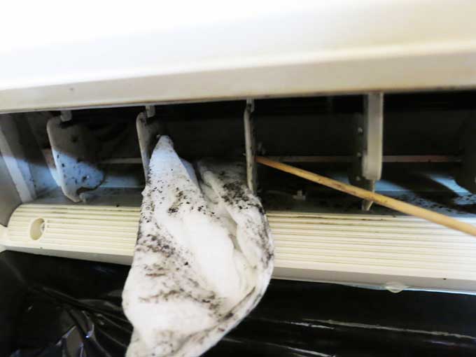 夏の準備!エアコン掃除!!